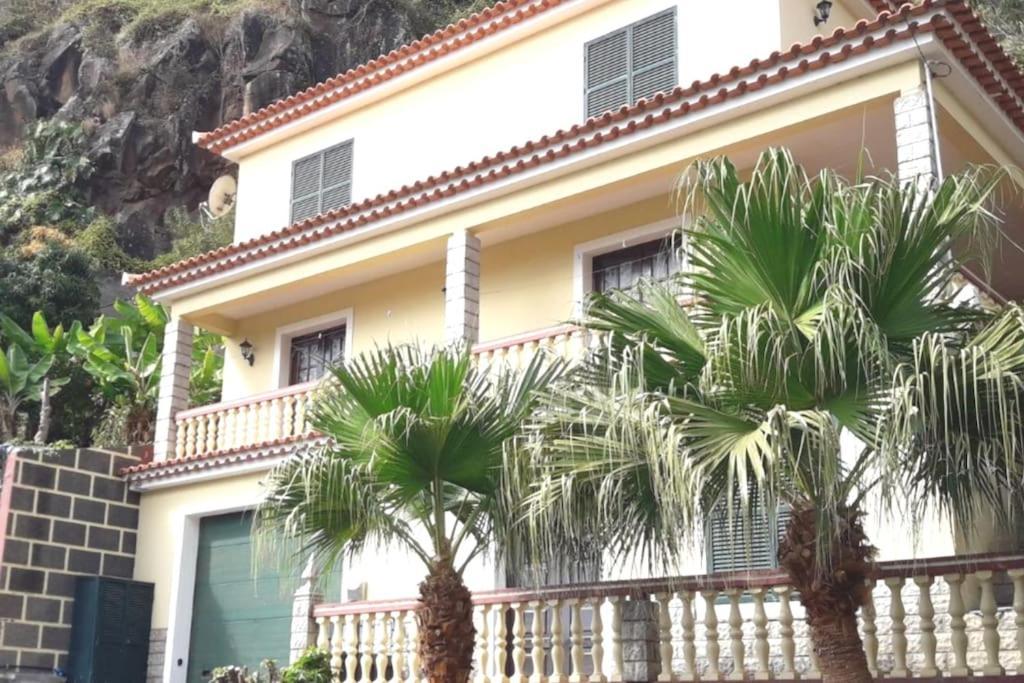 Gomes House Ponta do Sol (Madeira)